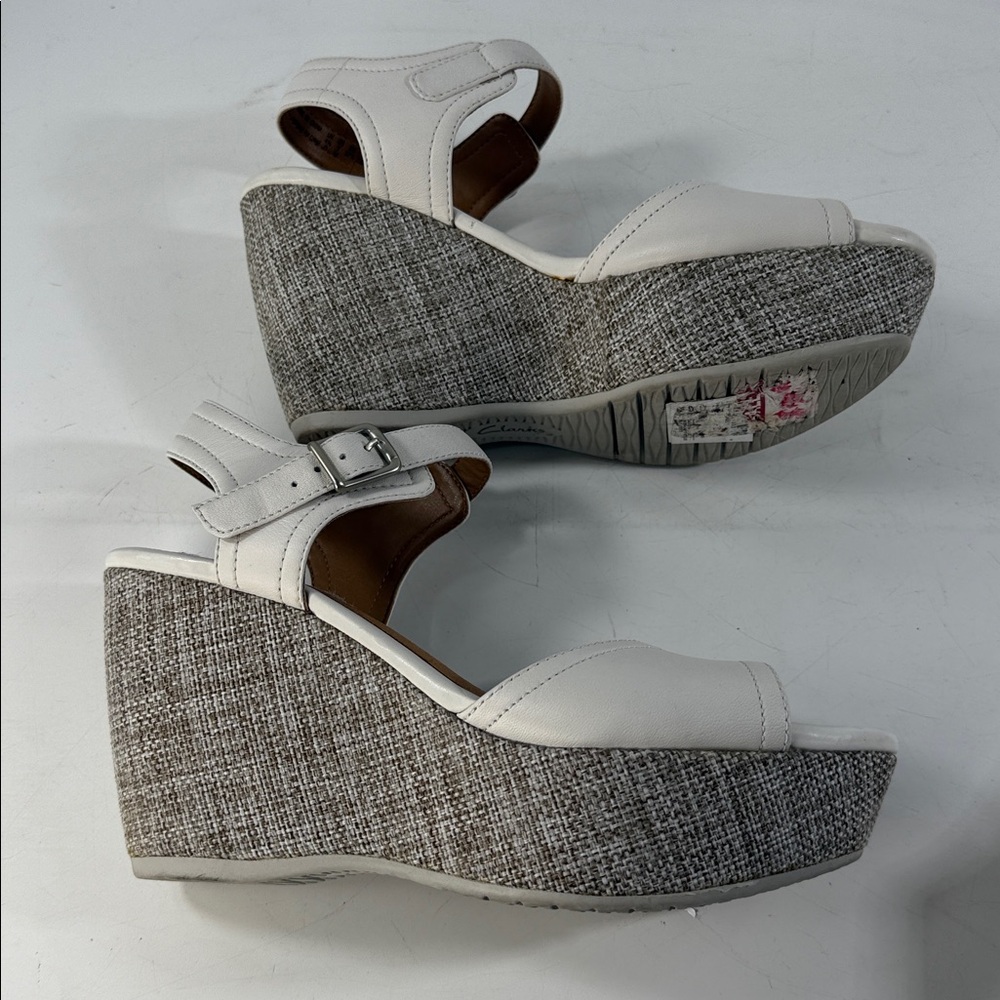 White Clarks Platform Sandals with Buckle size 7 - Picture 2 of 9